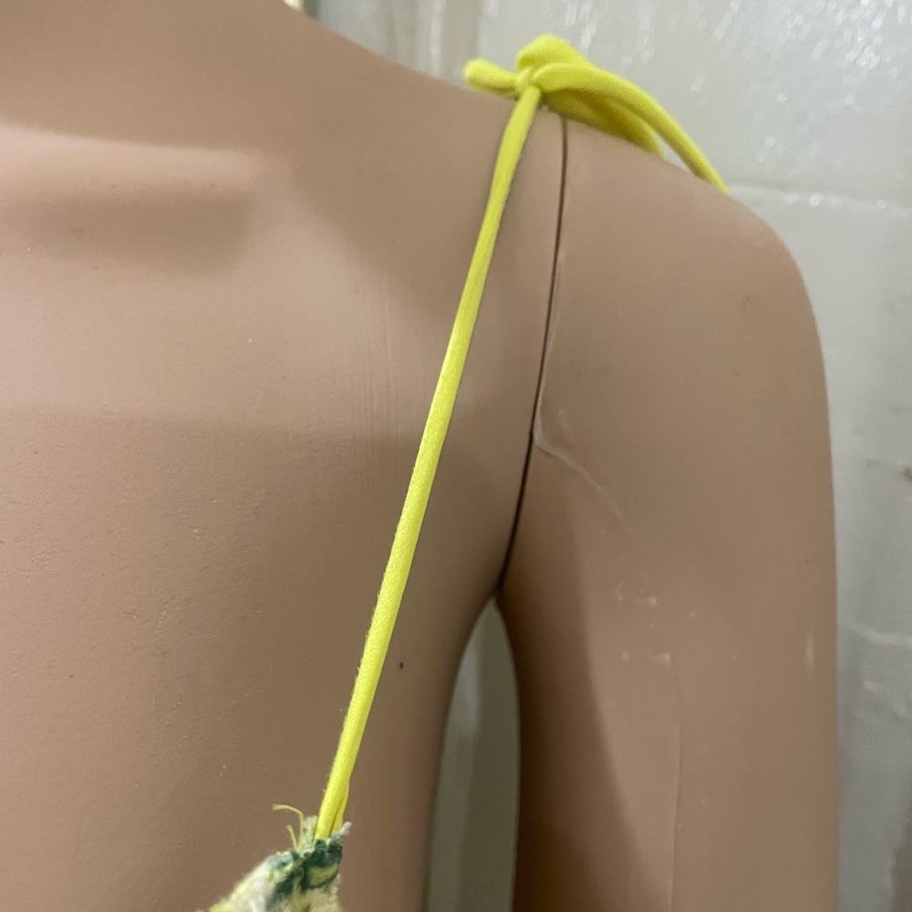 Alice + Olivia Vibrant Floral Maxi Dress - Picture 9 of 16